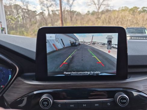 Used 2020 Ford Escape Titanium w/ Titanium Premium Package 2.0 image 39