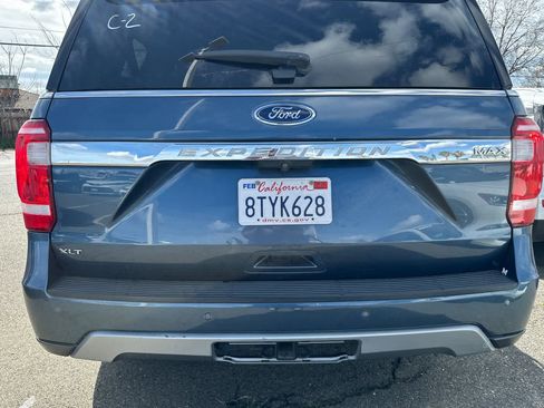 Used 2018 Ford Expedition Max XLT image 15