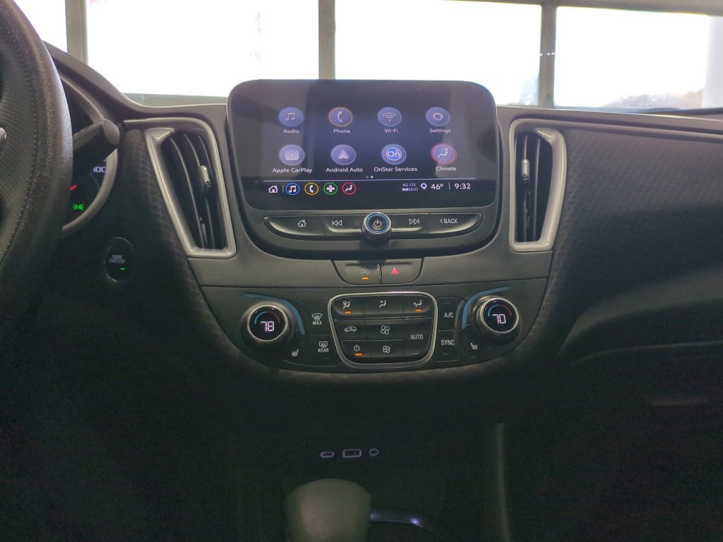 Used 2025 Chevrolet Malibu LT FWD image 9