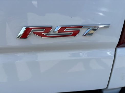 Used 2022 Chevrolet Silverado 1500 RST AWD/4WD image 6