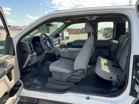 Used 2021 Ford F350 XL w/ Power Equipment Group RWD image 10