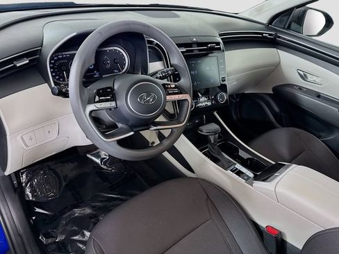 Certified 2023 Hyundai Tucson SE image 18