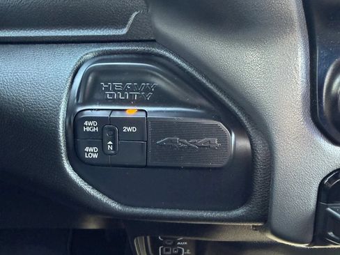 Used 2021 RAM 2500 Big Horn w/ Cold Weather Group AWD/4WD image 19