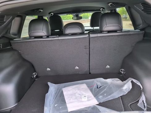 New 2026 Jeep Compass Latitude AWD/4WD image 10