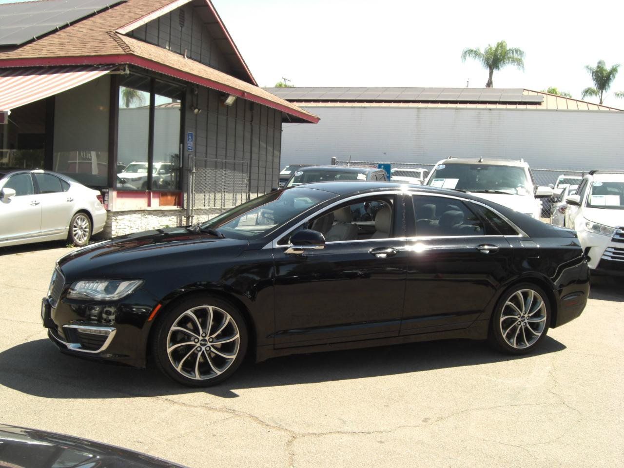 Used 2018 Lincoln MKZ Premiere w/ Magnetic Appearance Package FWD image 4