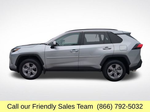 Used 2024 Toyota RAV4 XLE AWD/4WD image 2