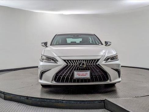 Used 2024 Lexus ES 300h ES 300H image 12