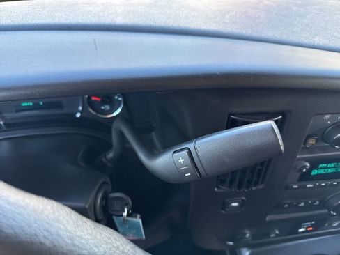 Used 2023 Chevrolet Express 2500 w/ Driver Convenience Package image 14