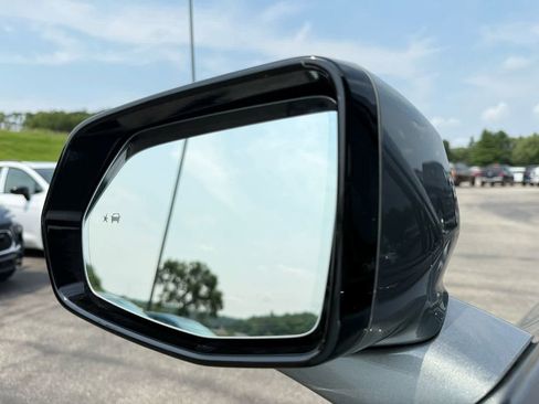 Used 2024 Cadillac XT6 Sport w/ LPO, Floor Liner Package image 33