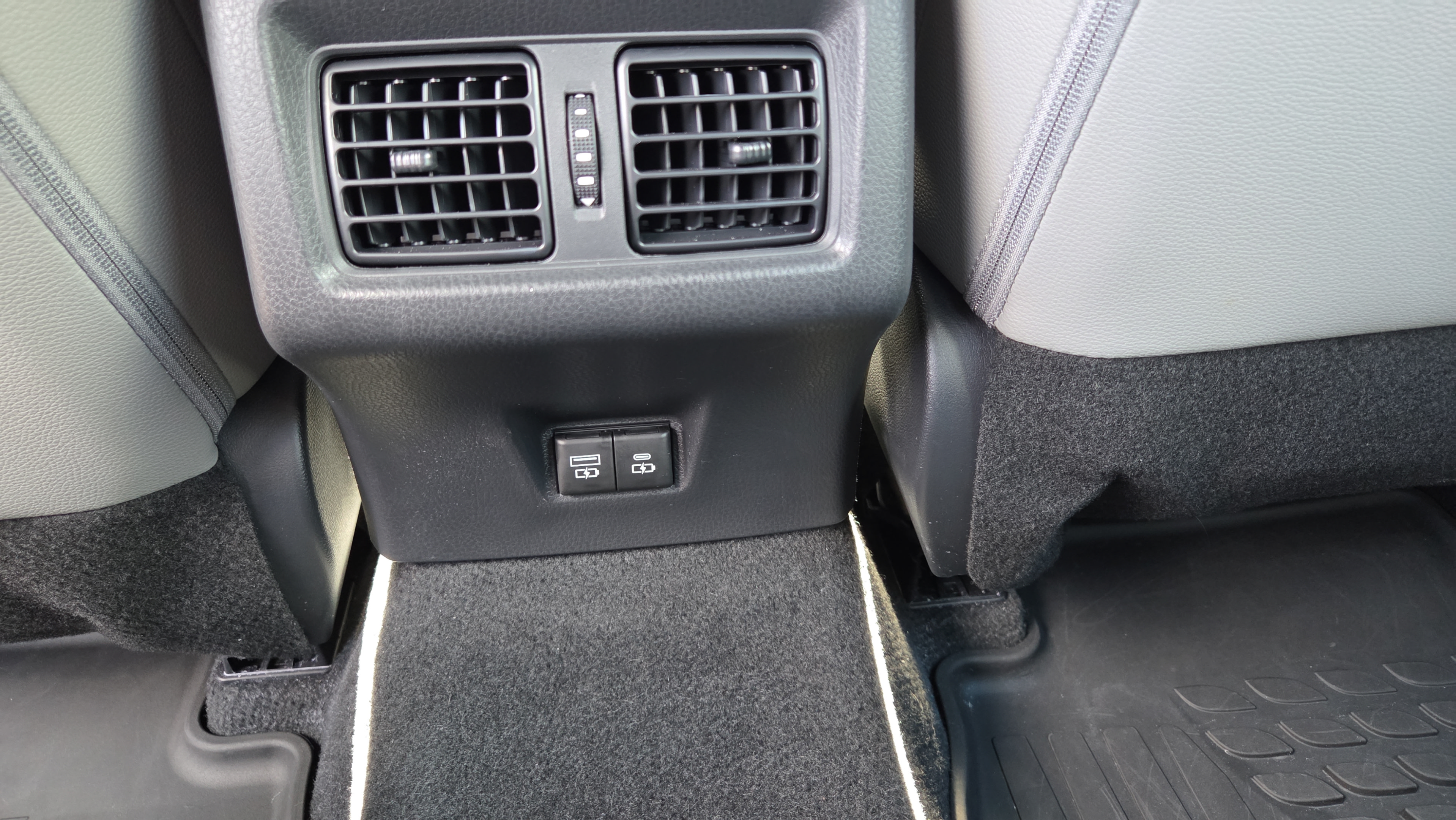 Certified 2026 Toyota Camry SE FWD image 14