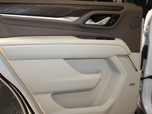 Used 2021 GMC Yukon Denali image 39