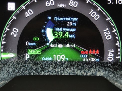 Used 2025 Toyota RAV4 LE AWD/4WD image 35