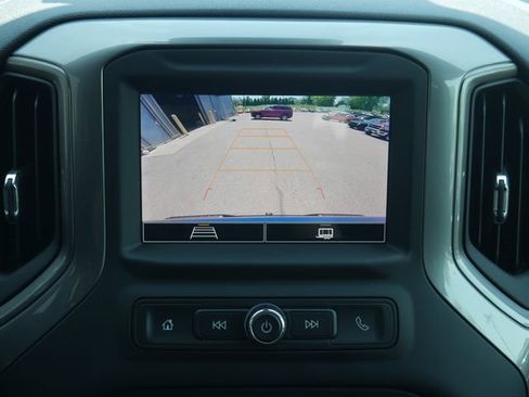 Used 2022 Chevrolet Silverado 1500 Custom Trail Boss AWD/4WD image 4