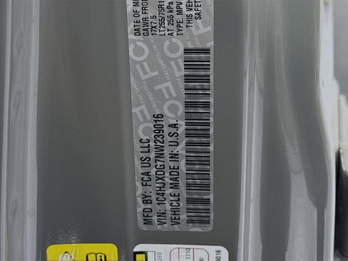 Used 2022 Jeep Wrangler Unlimited Sport image 32