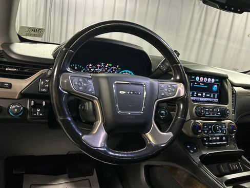 Used 2018 GMC Yukon XL Denali w/ Open Road Package image 15
