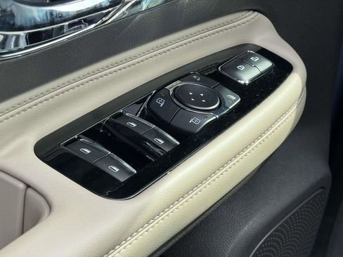 Used 2023 Lincoln Corsair AWD image 15