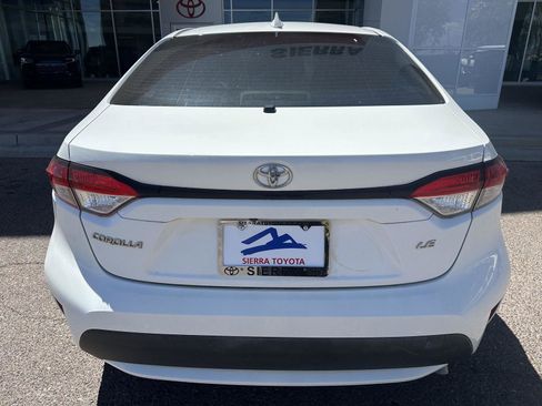 Used 2020 Toyota Corolla LE w/ Carpet Mat Package (TMS) FWD image 5