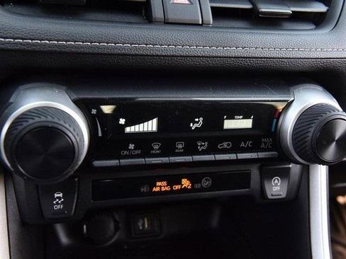 Used 2024 Toyota RAV4 LE image 14