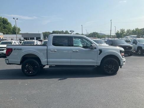 New 2026 Ford F150 XLT w/ Equipment Group 302A MID AWD/4WD image 4
