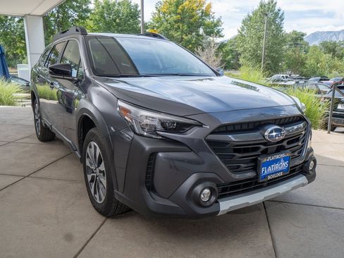 Used 2025 Subaru Outback Limited image 6