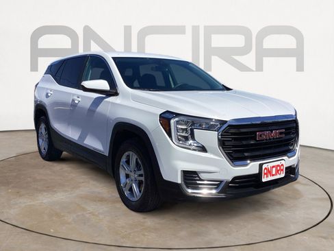 Used 2024 GMC Terrain SLE image 7