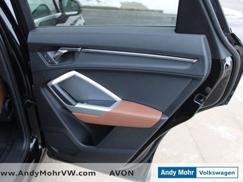 Used 2020 Audi Q3 2.0T Premium w/ Convenience Package image 27