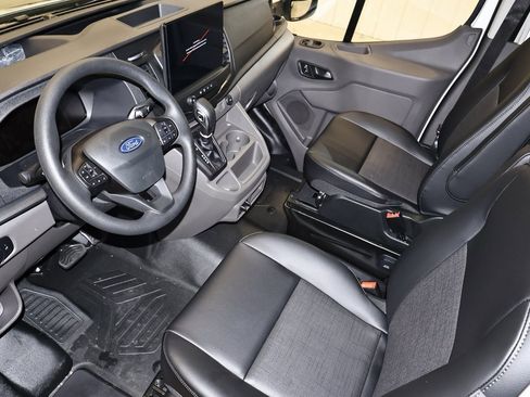 New 2026 Ford Transit 250 148 Medium Roof image 27