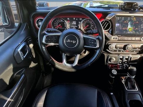 Used 2021 Jeep Wrangler Rubicon AWD/4WD image 8