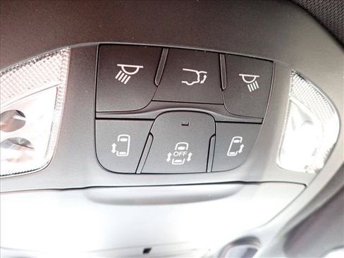 Used 2023 Chrysler Pacifica Limited w/ S Appearance Package AWD/4WD image 25