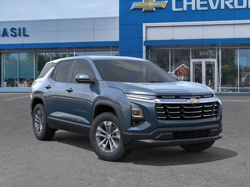 New 2026 Chevrolet Equinox LT w/ Safety and Technology Package AWD/4WD image 7