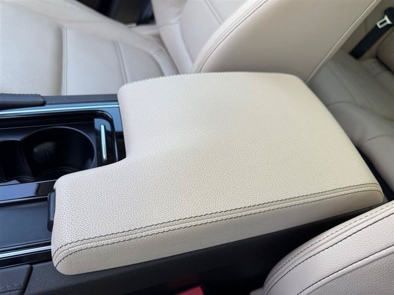 Used 2020 Jaguar F-PACE Prestige AWD/4WD image 29