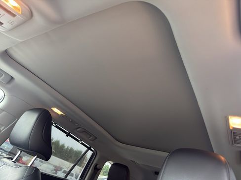 Used 2022 Toyota Highlander Platinum image 15