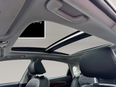 Used 2017 Kia Cadenza Premium w/ Luxury Package image 12