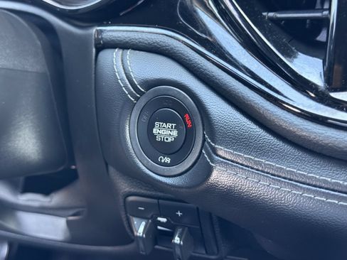 Used 2022 Dodge Durango GT AWD/4WD image 36