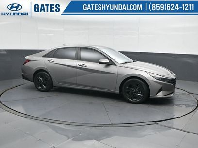 Certified 2022 Hyundai Elantra SEL w/ Preferred Accessory Package