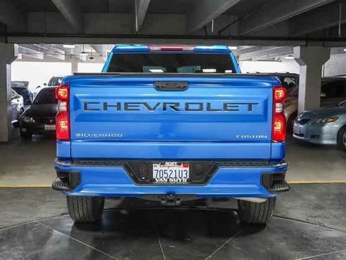 Used 2023 Chevrolet Silverado 1500 Custom image 26