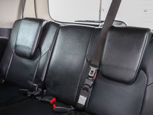 Used 2022 Nissan Armada Platinum w/ Captain's Chairs Package image 29