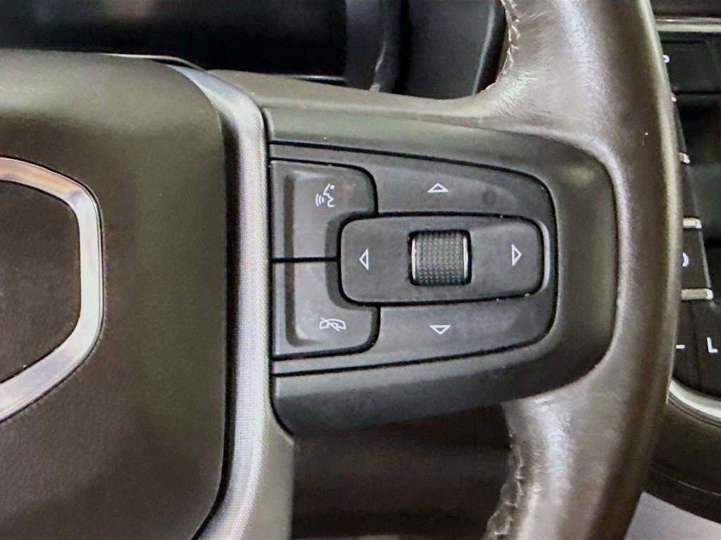Used 2023 GMC Yukon SLE RWD image 14