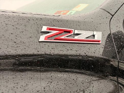 Used 2025 Chevrolet Silverado 1500 LT Trail Boss w/ Convenience Package II image 15