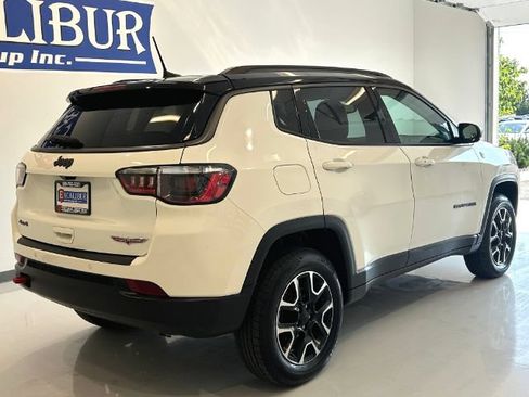 Used 2021 Jeep Compass Trailhawk AWD/4WD image 7