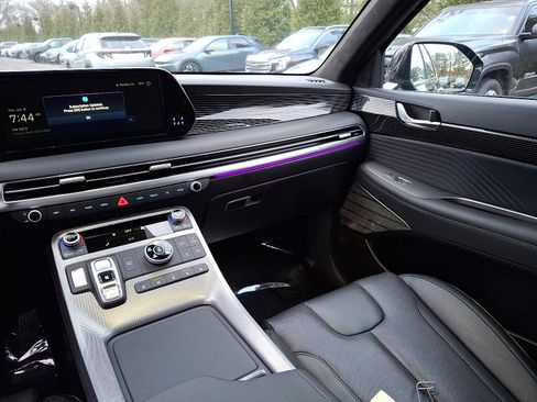 Certified 2024 Hyundai Palisade Calligraphy image 16