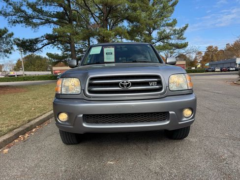 Used 2004 Toyota Sequoia Limited image 9