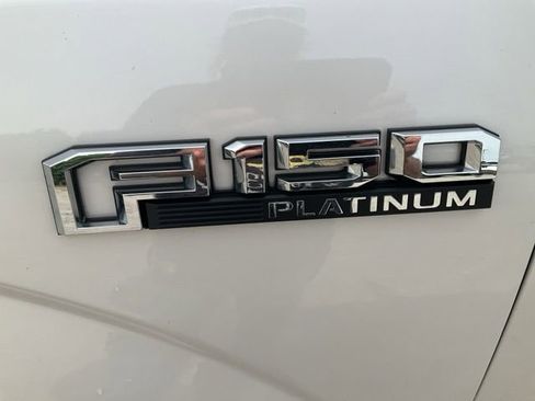 Used 2017 Ford F150 Platinum w/ FX4 Off-Road Package AWD/4WD image 10