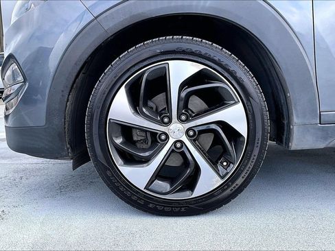 Used 2016 Hyundai Tucson Limited w/ Option Group 03 FWD image 8