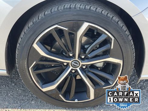 Certified 2023 Nissan Altima 2.5 SR FWD image 10