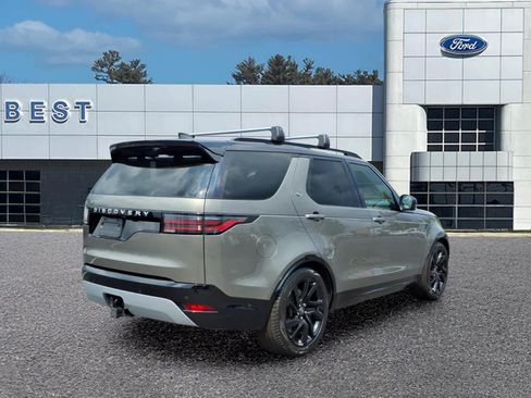 Used 2024 Land Rover Discovery Metropolitan Edition AWD/4WD image 8
