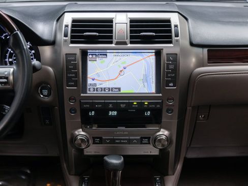 Used 2019 Lexus GX 460 Premium AWD/4WD image 77