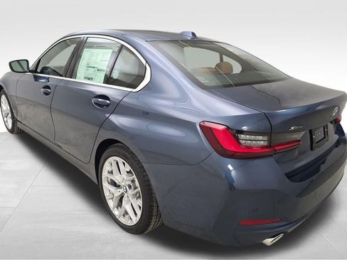 New 2026 BMW 330i xDrive Sedan w/ Convenience Package AWD/4WD image 7