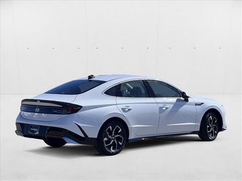 New 2025 Hyundai Sonata SEL image 2