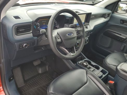 Certified 2024 Ford Maverick Lariat w/ Black Appearance Package image 20